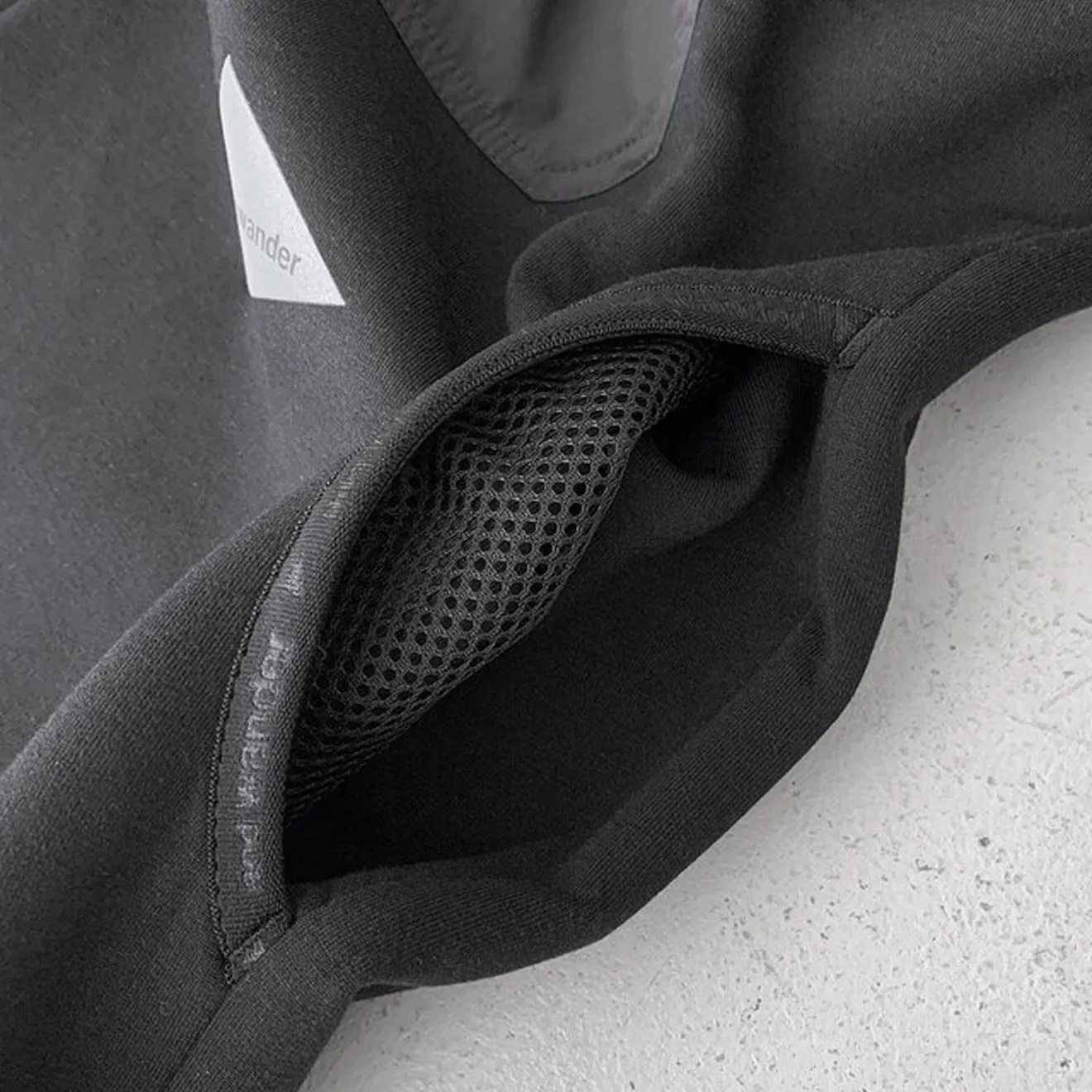 And Wander Airly Warm Full Zip Black