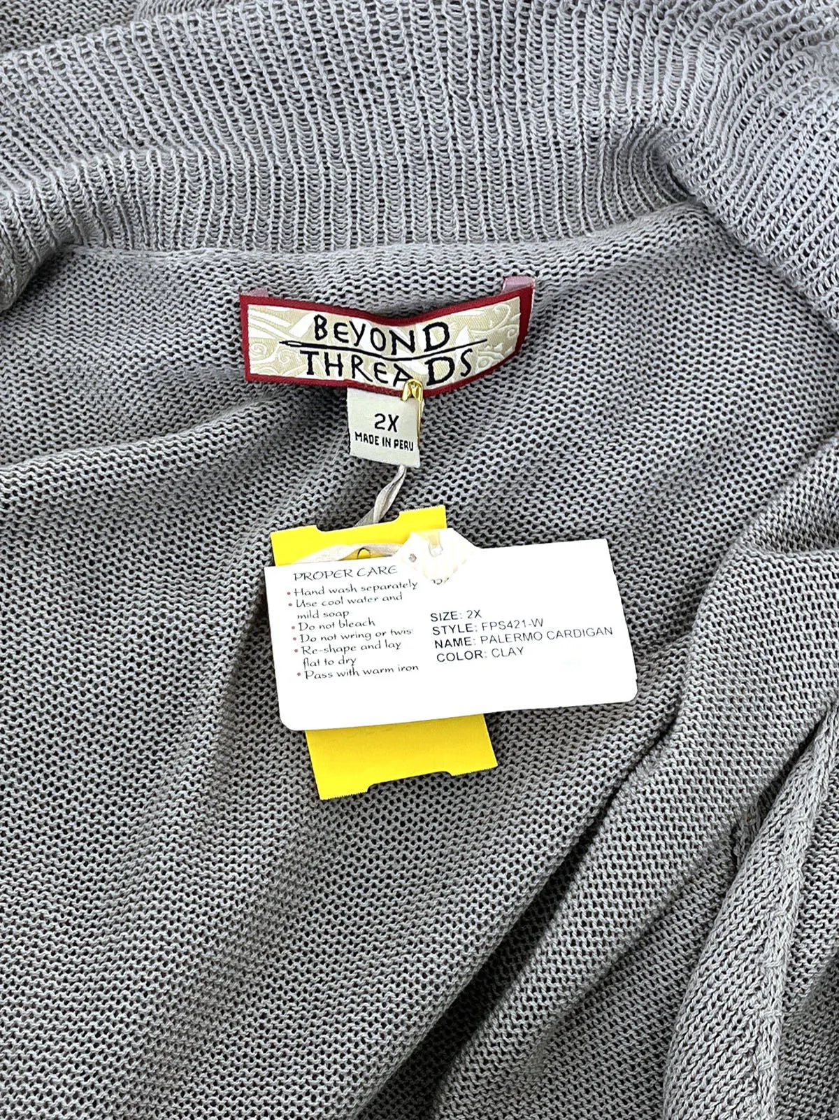 Beyond Threads Size 2X (18/20 ) Light Gray Cardigan NWT