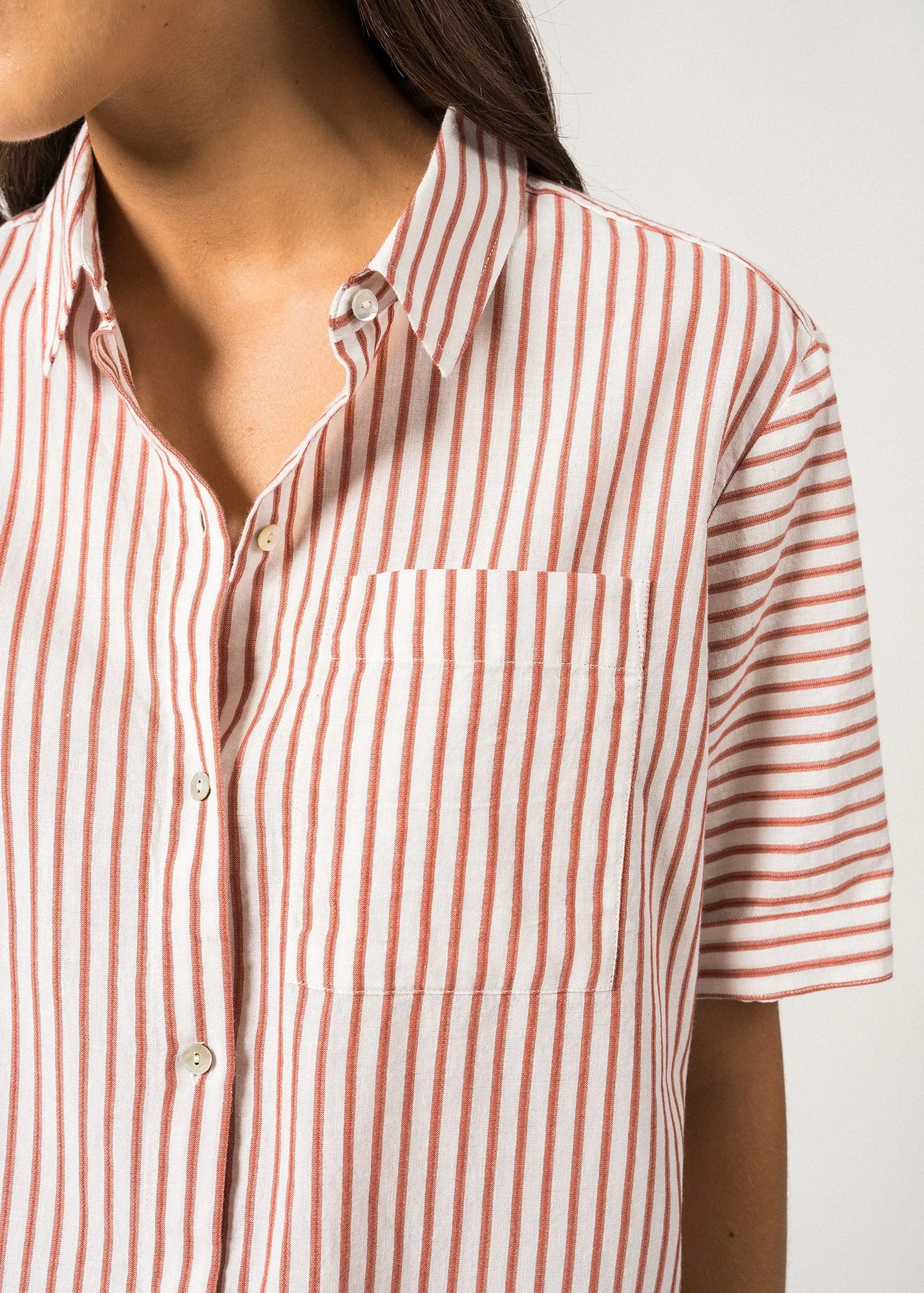 Chemise raye Carla - manches courtes, en lin (BLANC/TERRACOTTA)