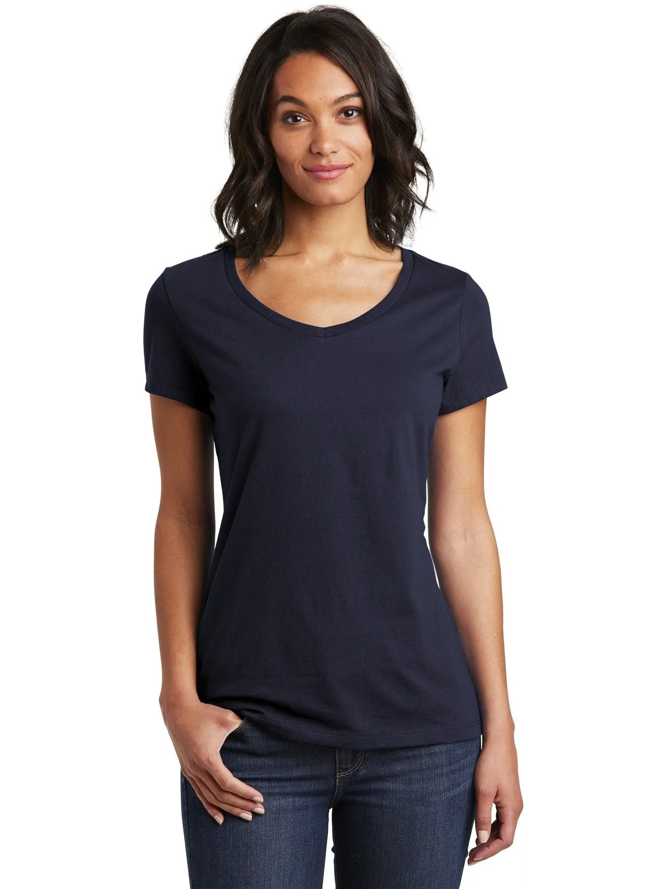 DistrictLadies Very Important TeeV-Neck
