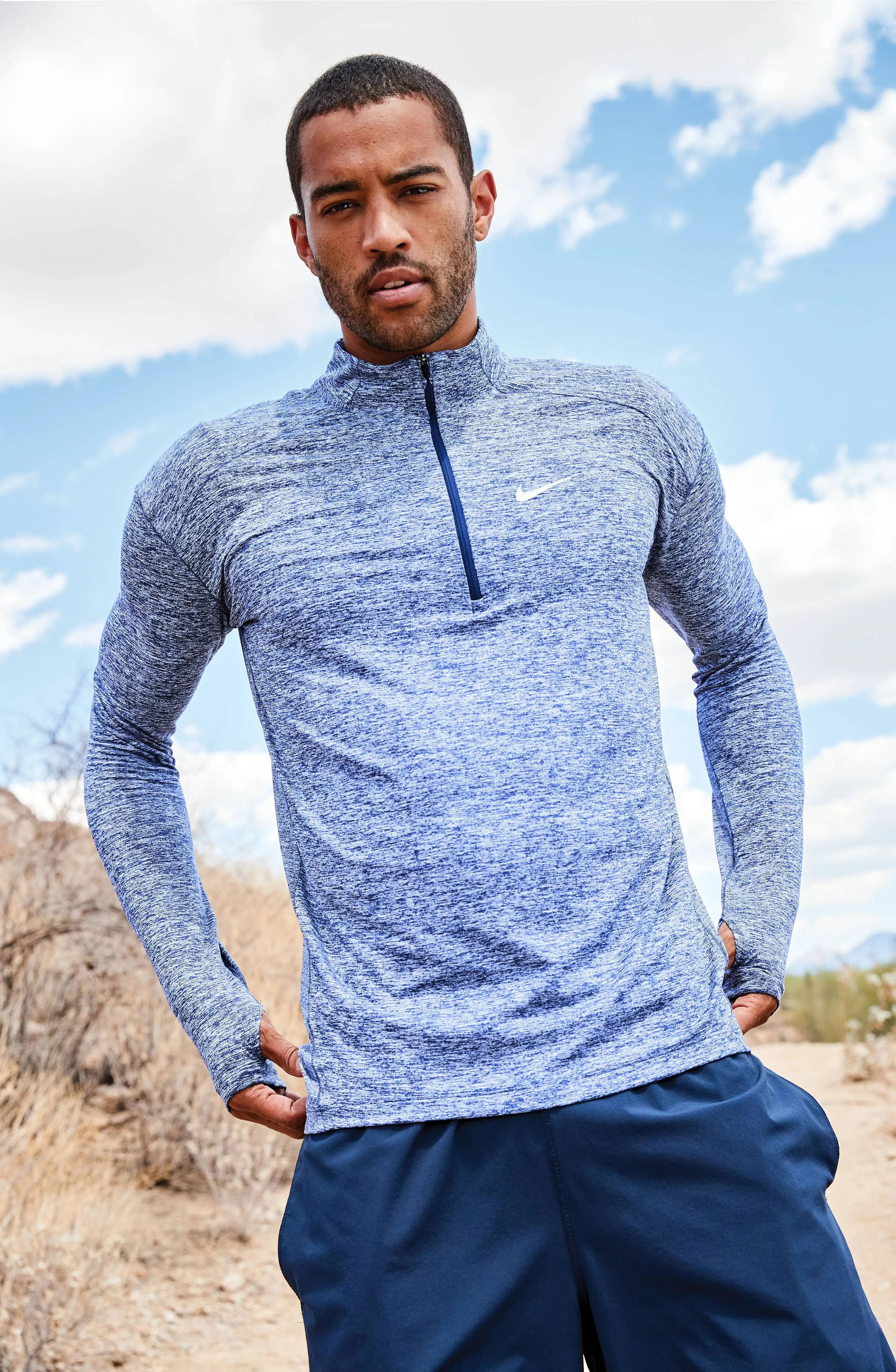 NIKE Dri-FIT Element 1/2-Zip Top