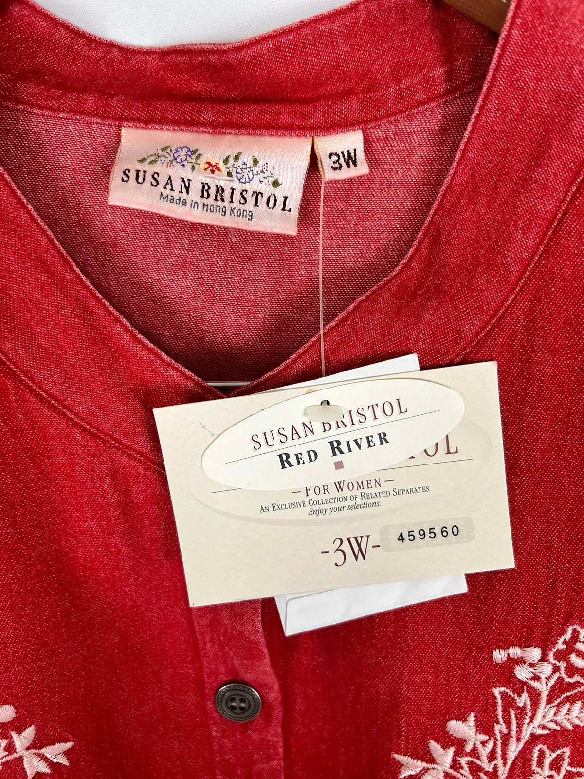 Susan Bristol Size 3X (24) Red Denim Embroidered Vest